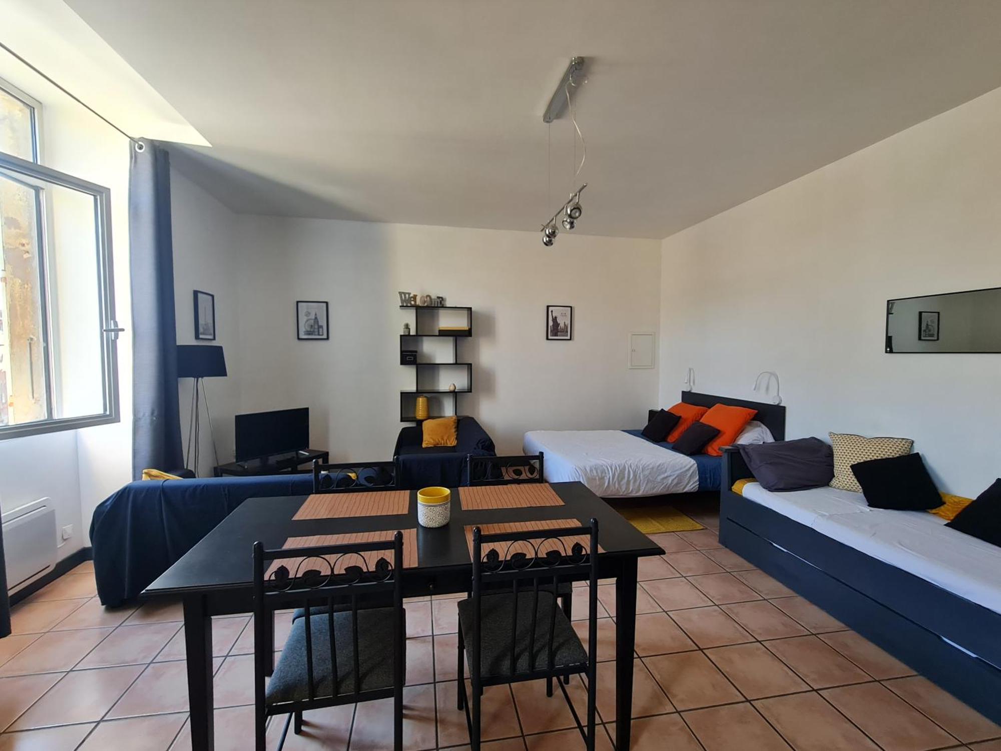 Le Prieure - Studios Jusqu'A 4 Personnes Villeneuve-lès-Béziers Εξωτερικό φωτογραφία